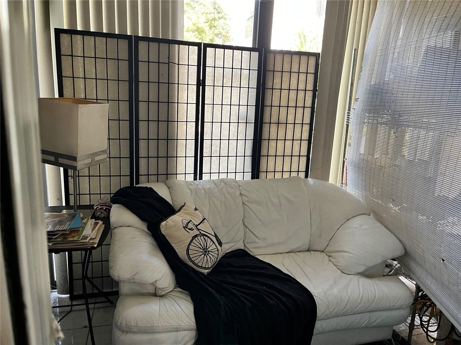 Image 4 of 23 For 3940 Atrium Drive 4