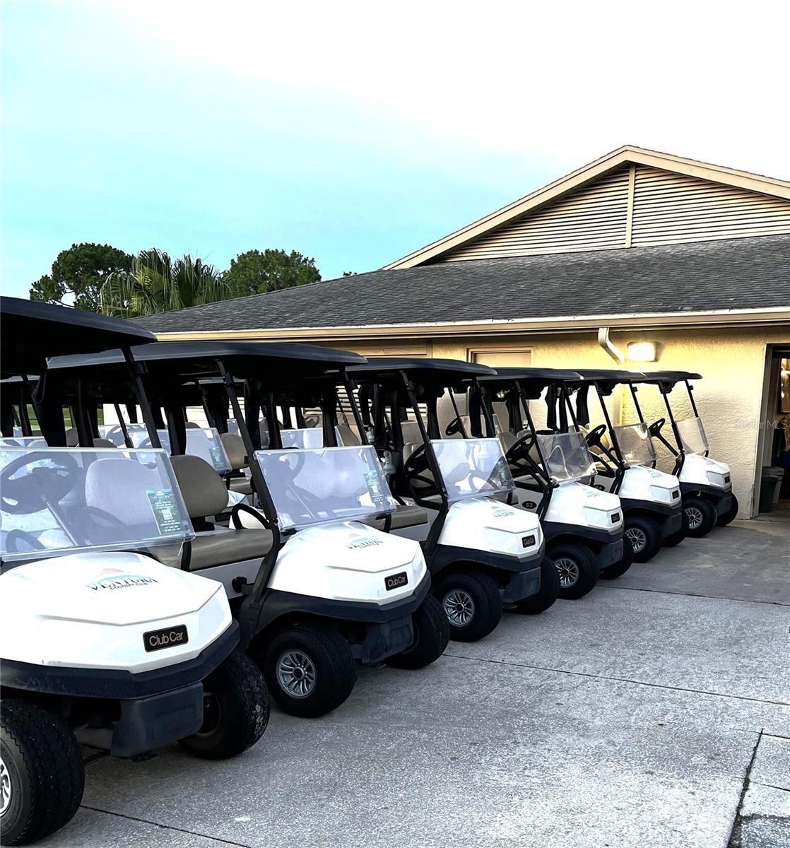 Image 9 of 23 For 3940 Atrium Drive 4