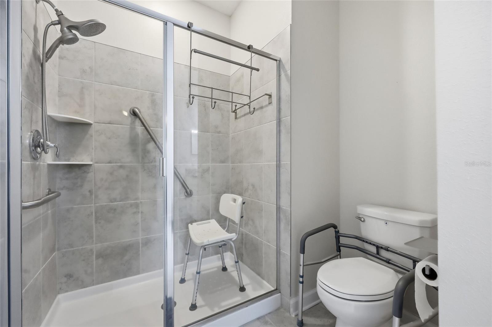 Image 19 of 22 For 2872 Attwater Loop