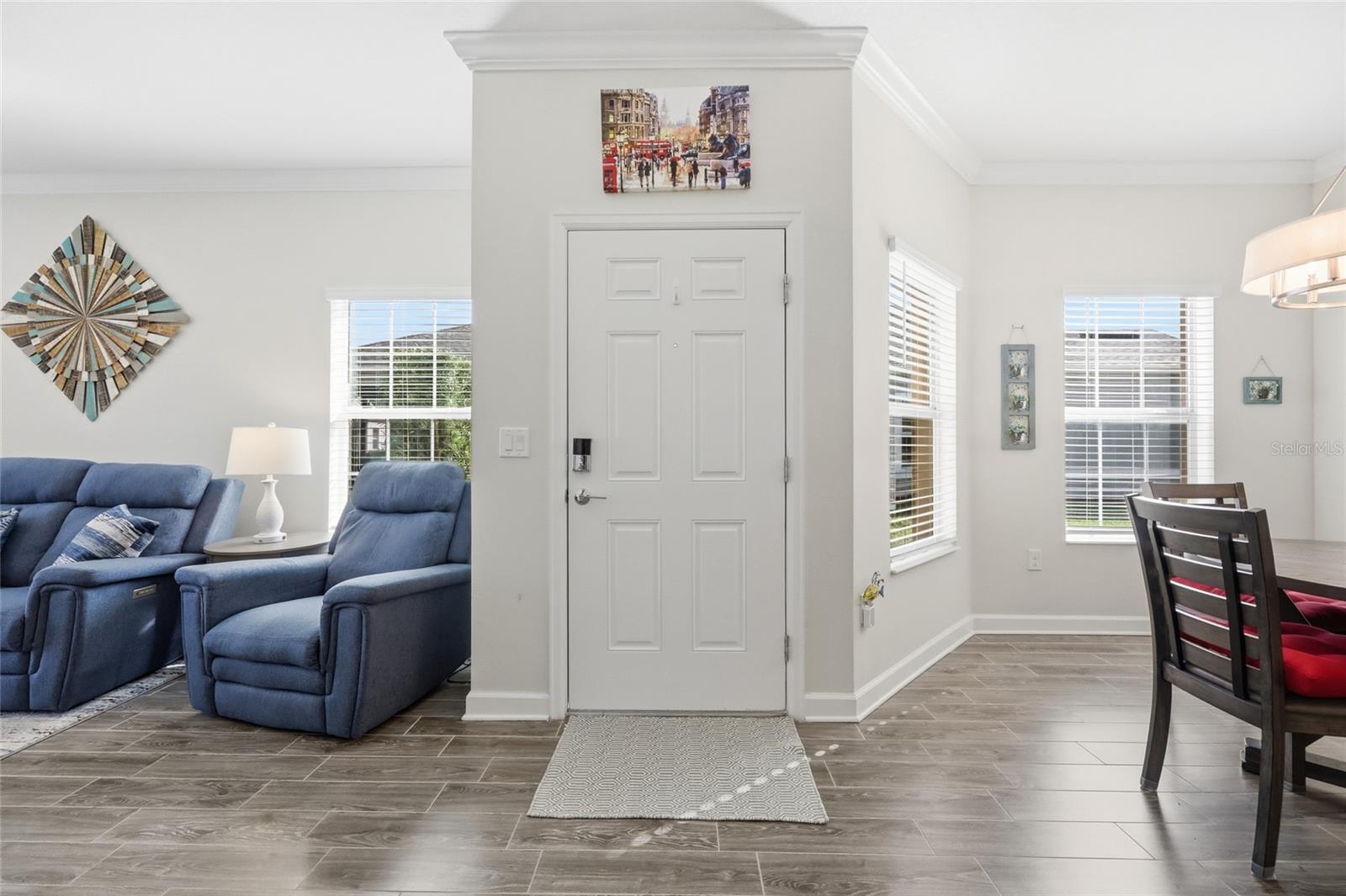 Image 3 of 22 For 2872 Attwater Loop