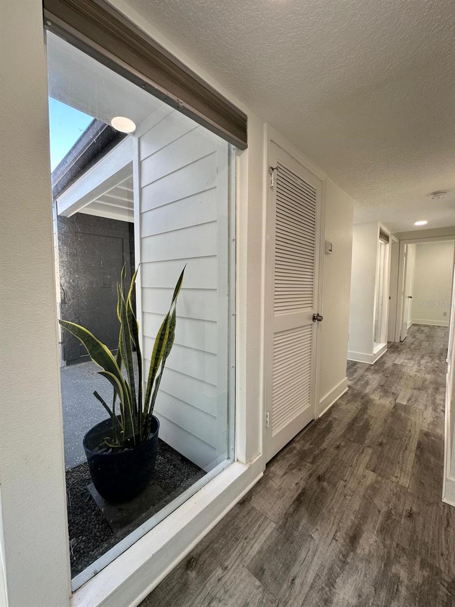 Image 2 of 13 For 516 Pigeon Circle