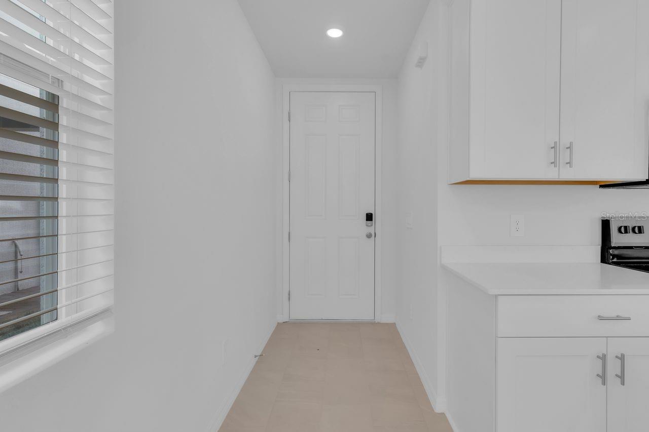 Image 7 of 37 For 4573 Rangeland Way