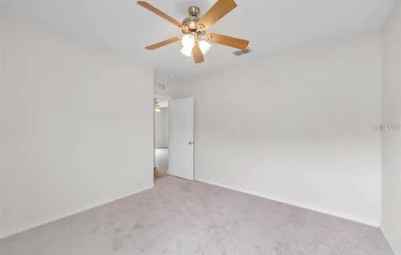 Image 17 of 35 For 724 Lake Cummings Boulevard