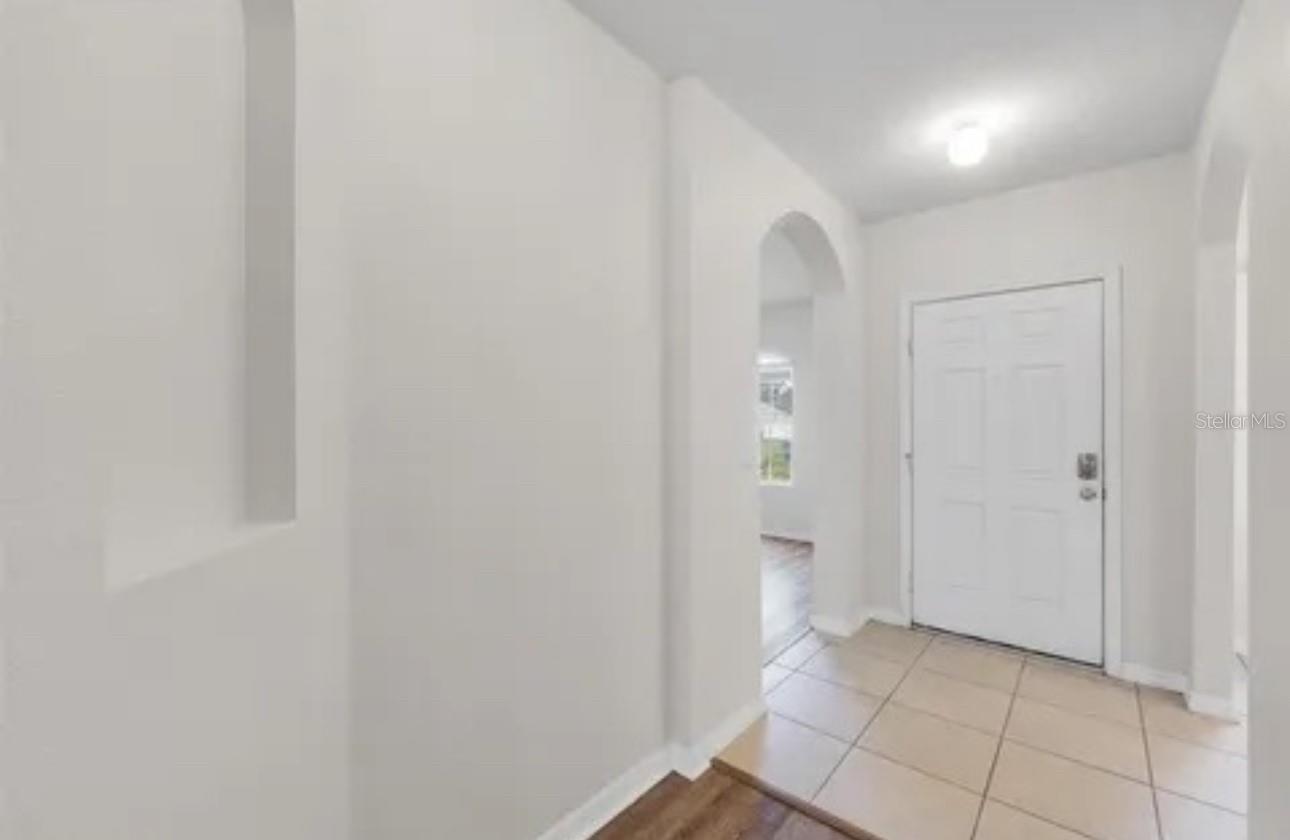 Image 4 of 35 For 724 Lake Cummings Boulevard