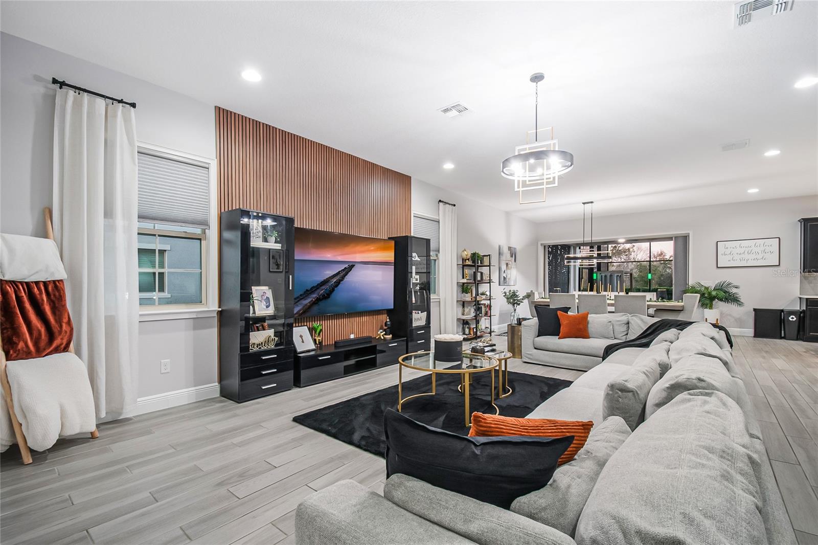 Image 11 of 80 For 13415 Alderley Drive