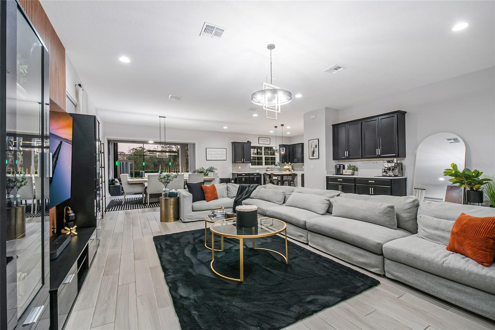 Image 12 of 80 For 13415 Alderley Drive