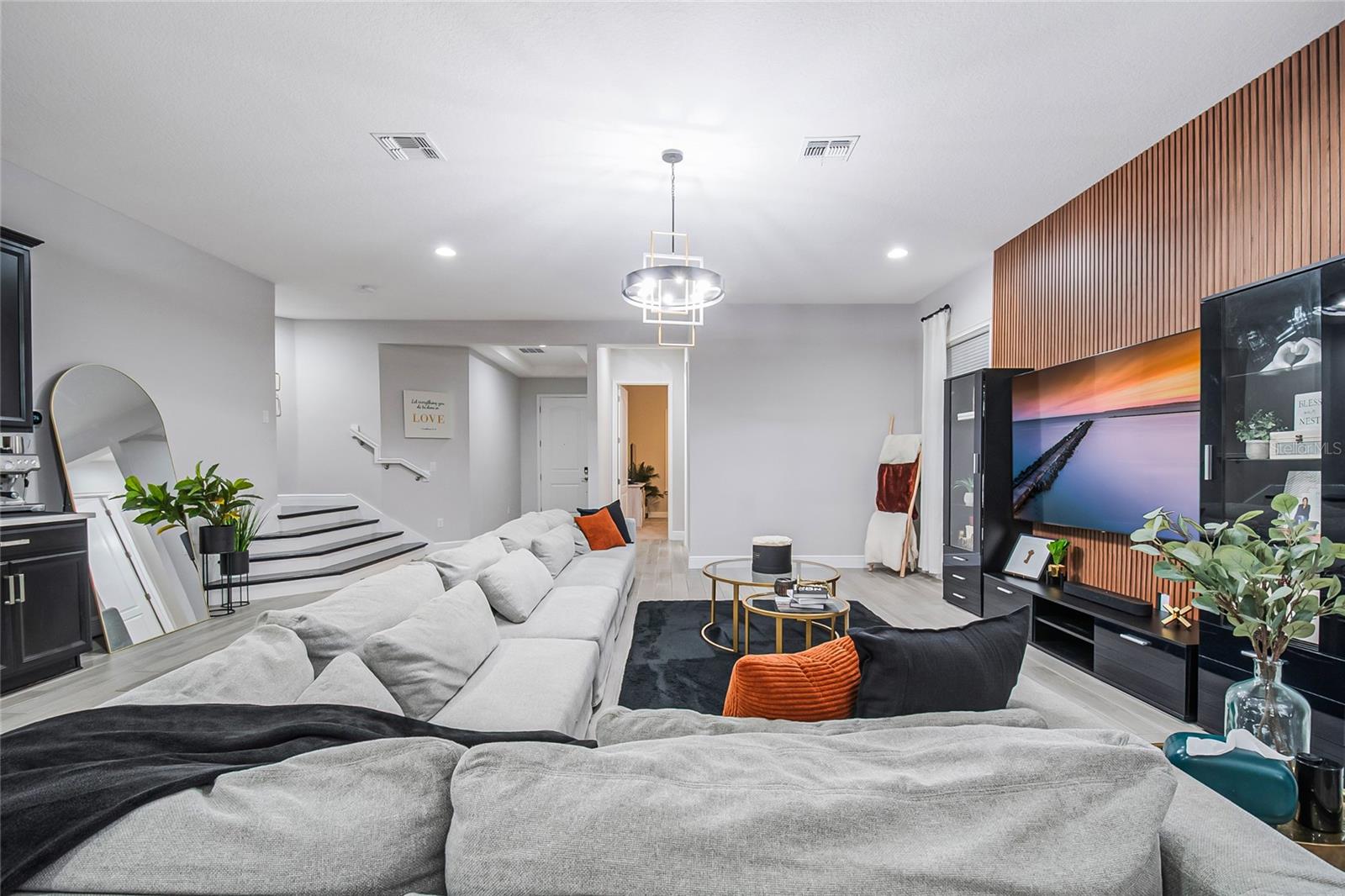 Image 15 of 80 For 13415 Alderley Drive