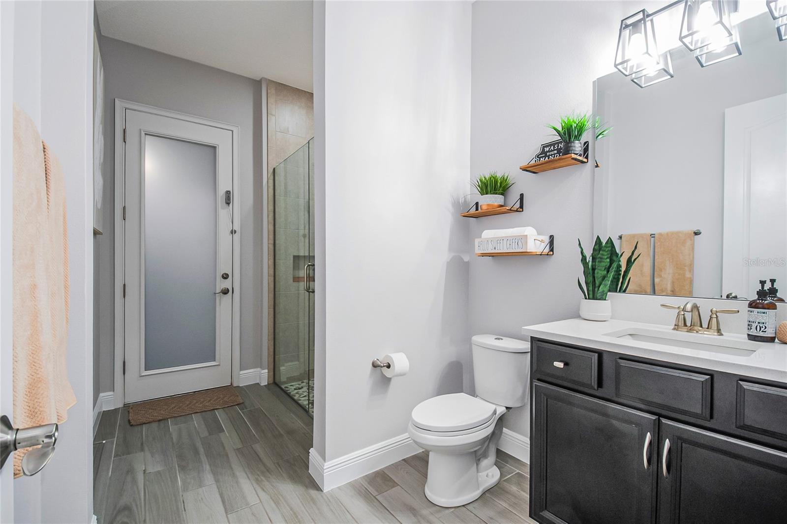 Image 24 of 80 For 13415 Alderley Drive