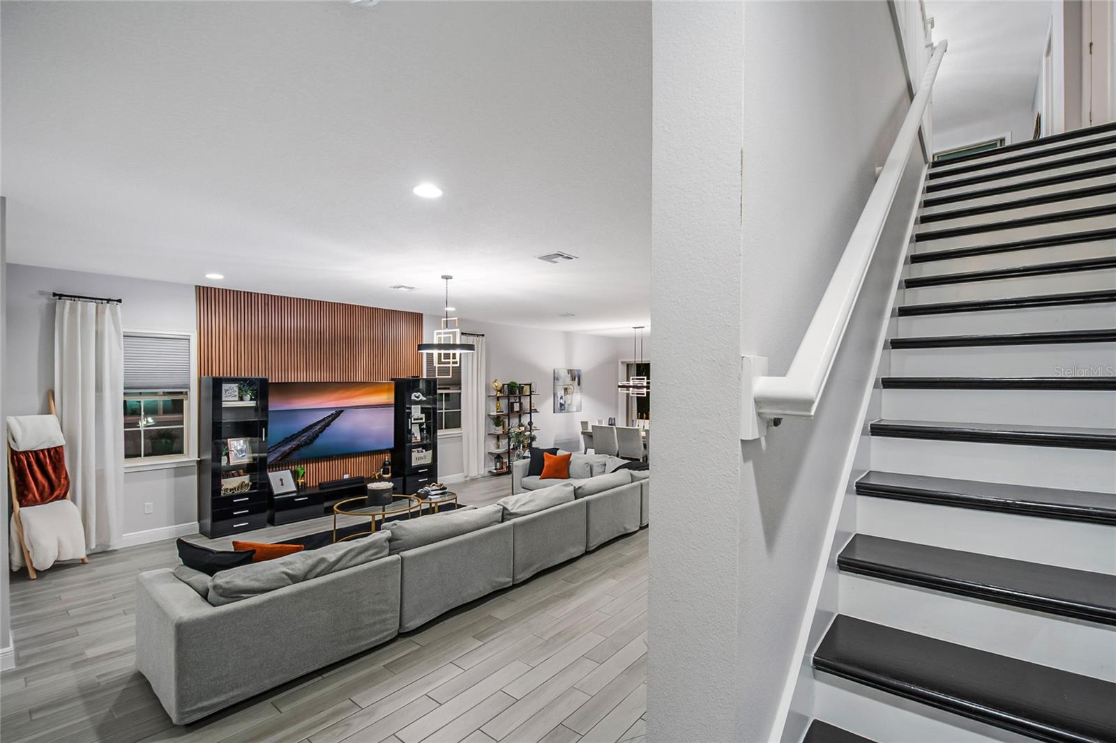 Image 39 of 80 For 13415 Alderley Drive