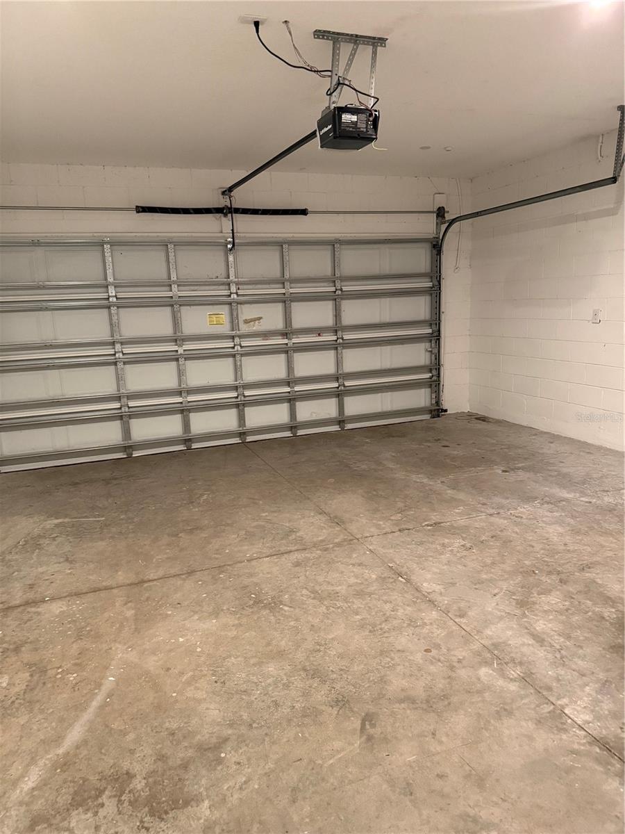 Image 12 of 17 For 355 White Heron Way