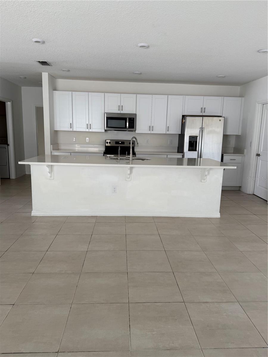 Image 4 of 17 For 355 White Heron Way