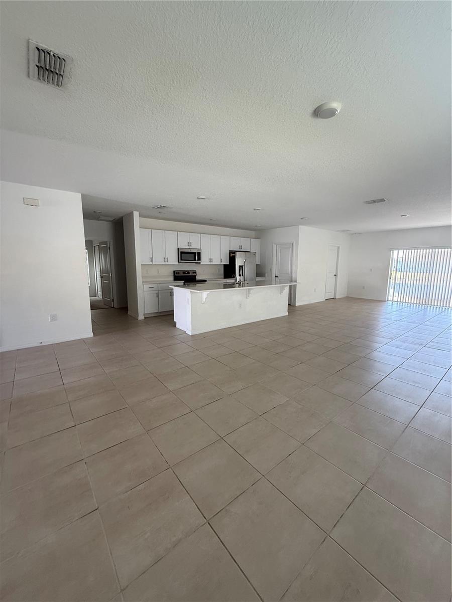 Image 5 of 17 For 355 White Heron Way