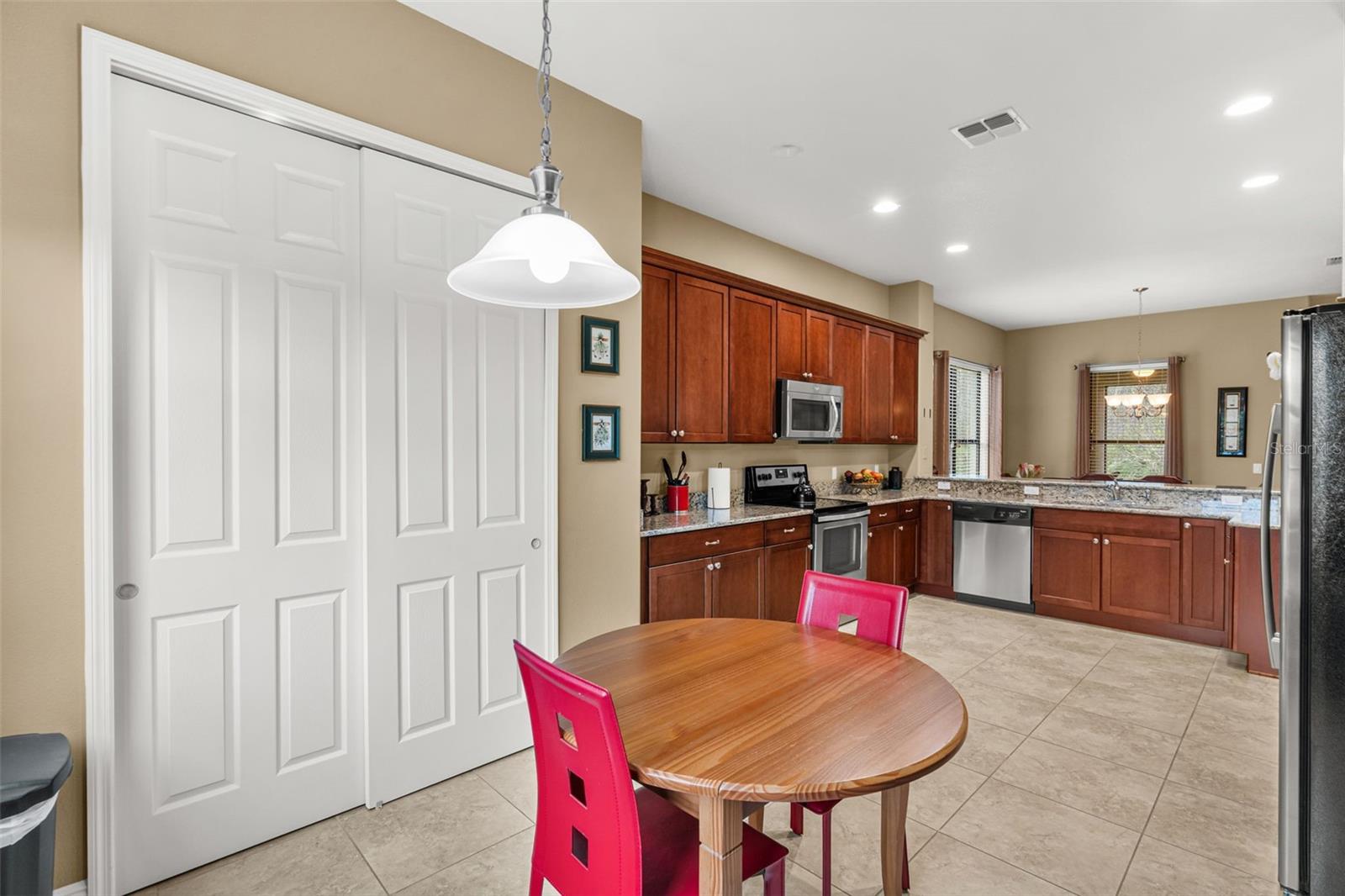 Image 13 of 41 For 661 Carmel Lane