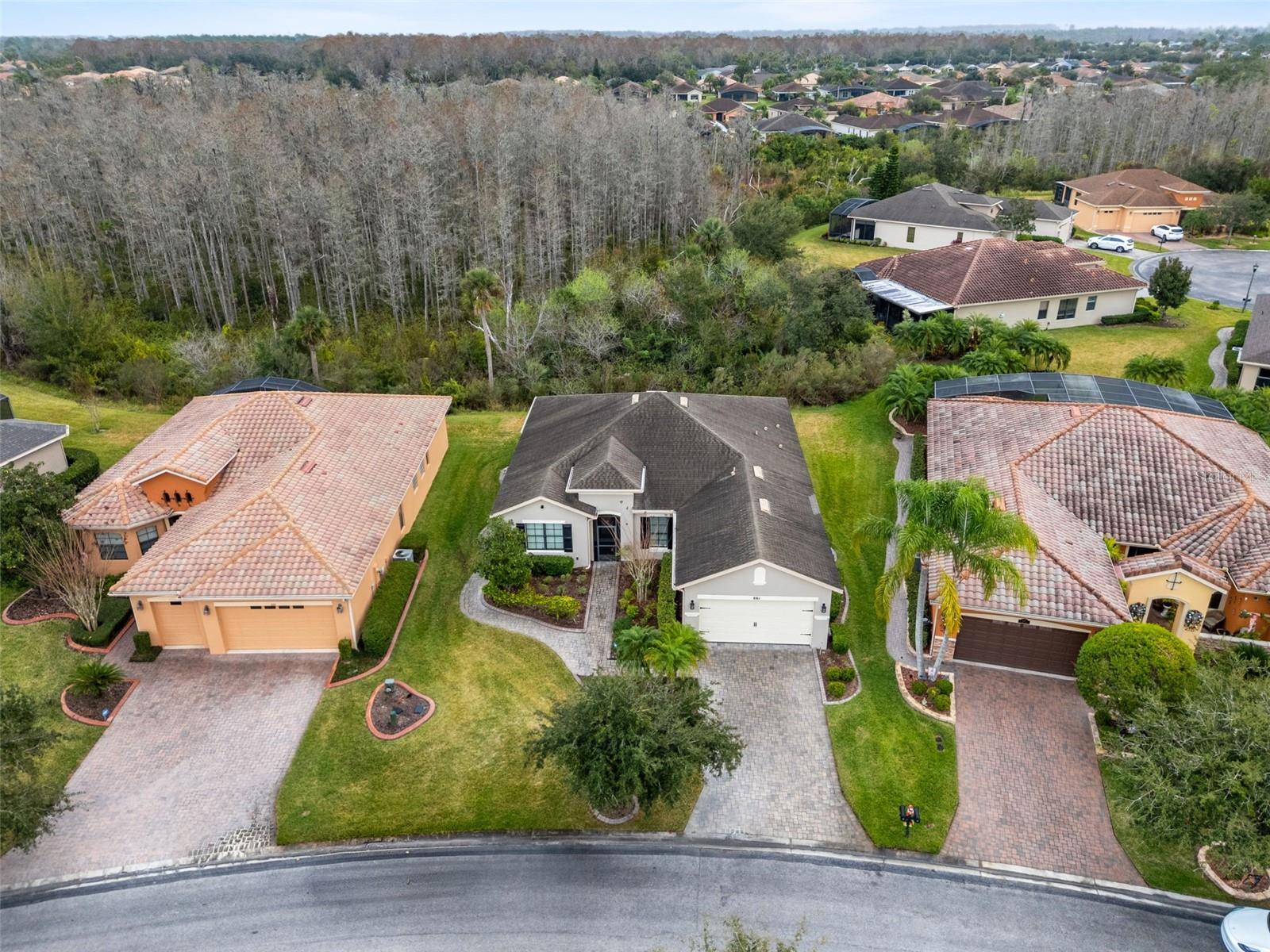 Image 31 of 41 For 661 Carmel Lane