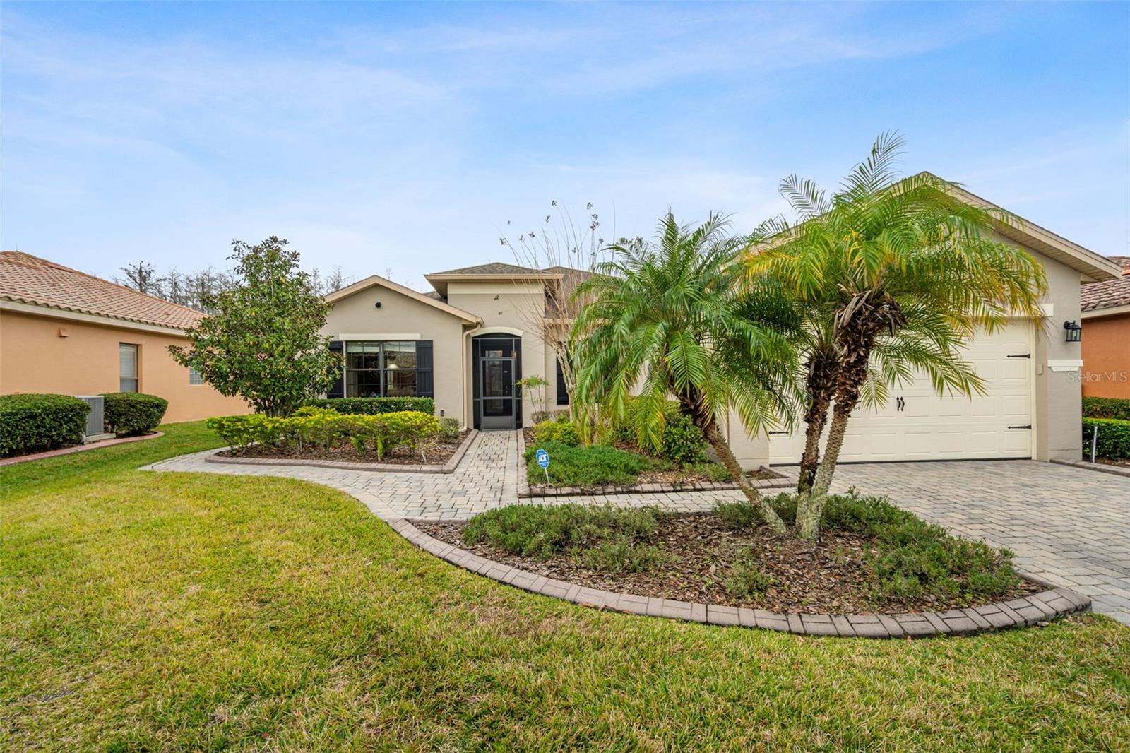 Image 4 of 41 For 661 Carmel Lane