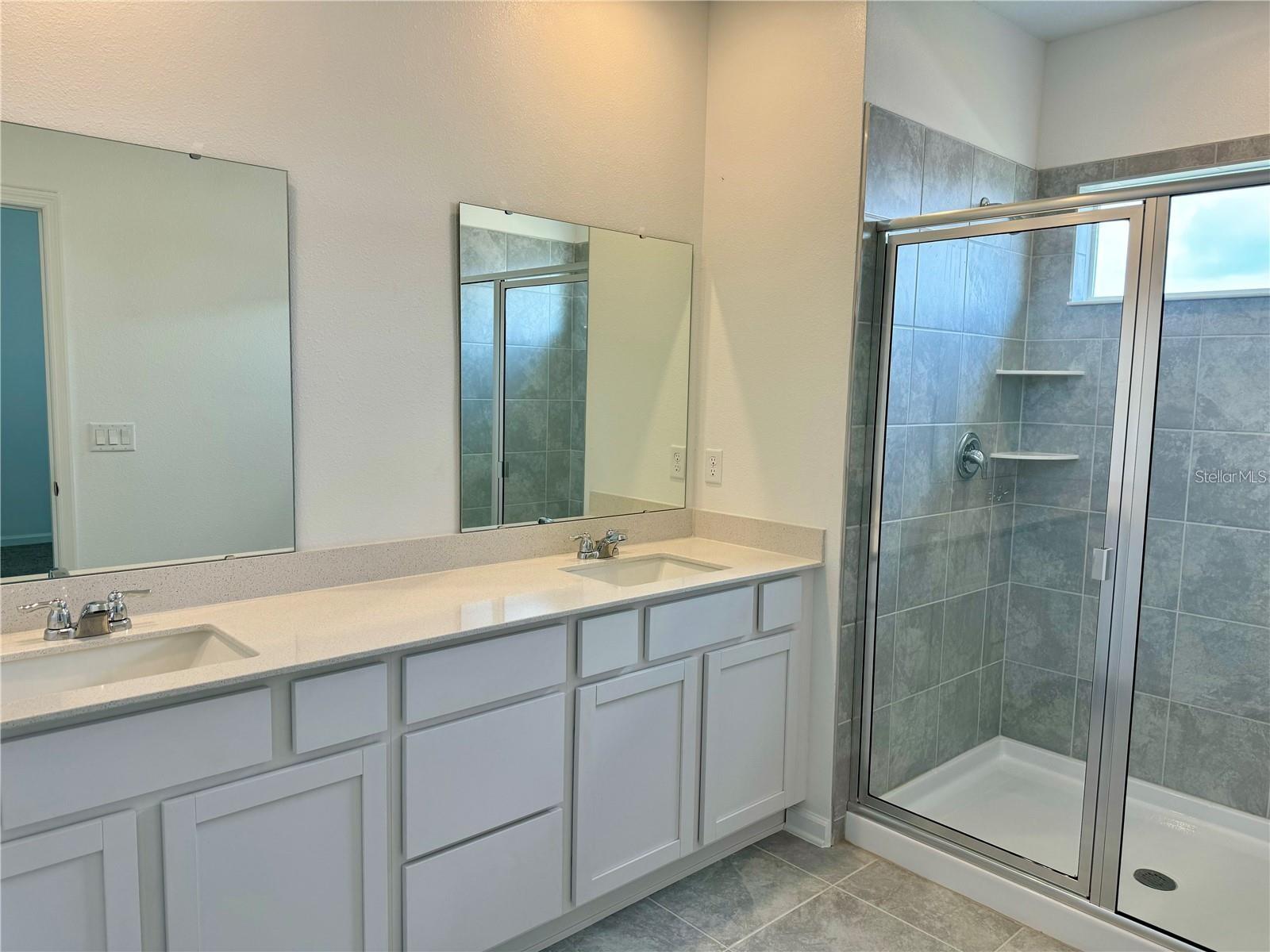 Image 9 of 12 For 2452 Skyline Loop