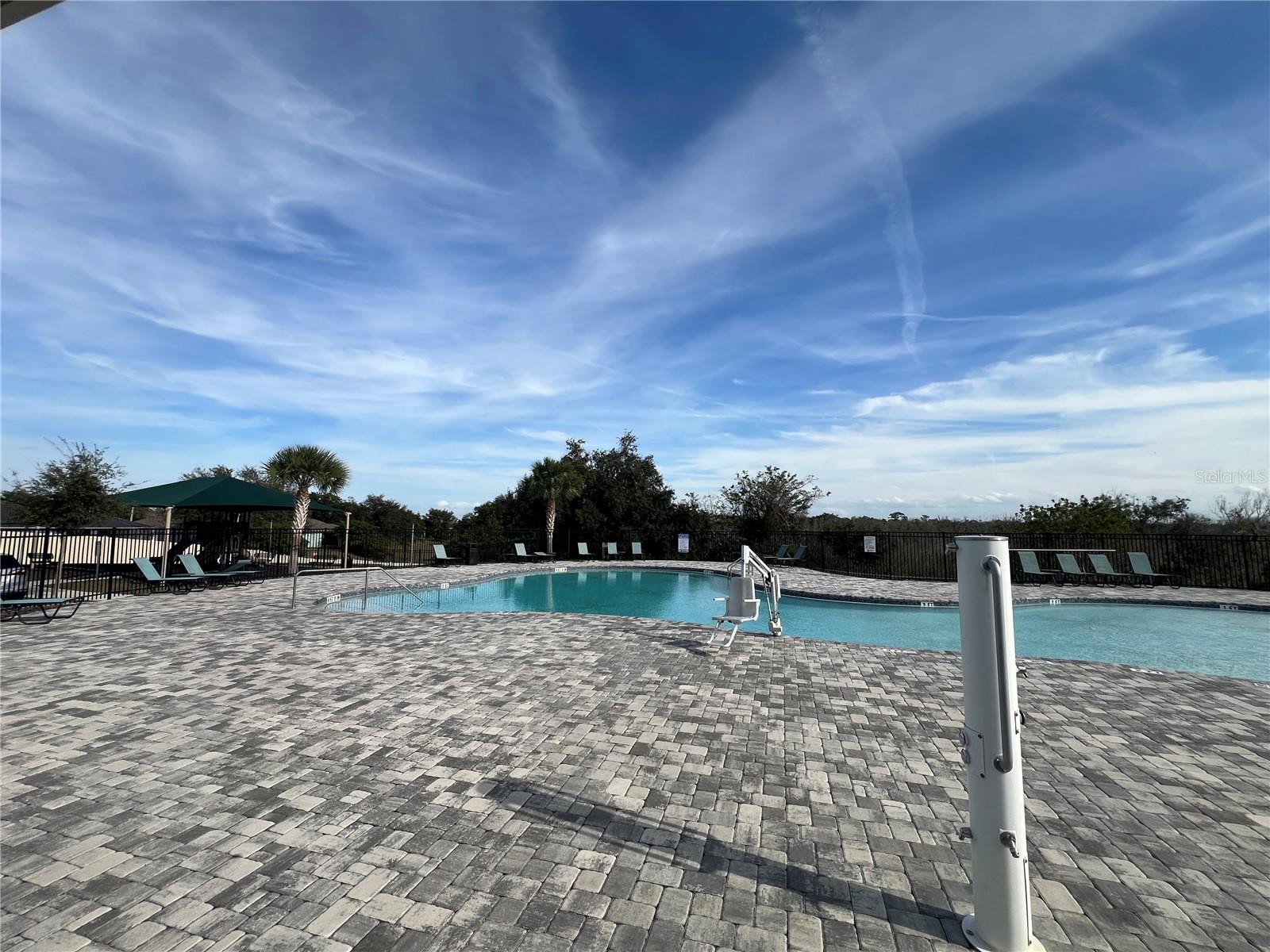 Image 32 of 41 For 1143 Cambridge Drive