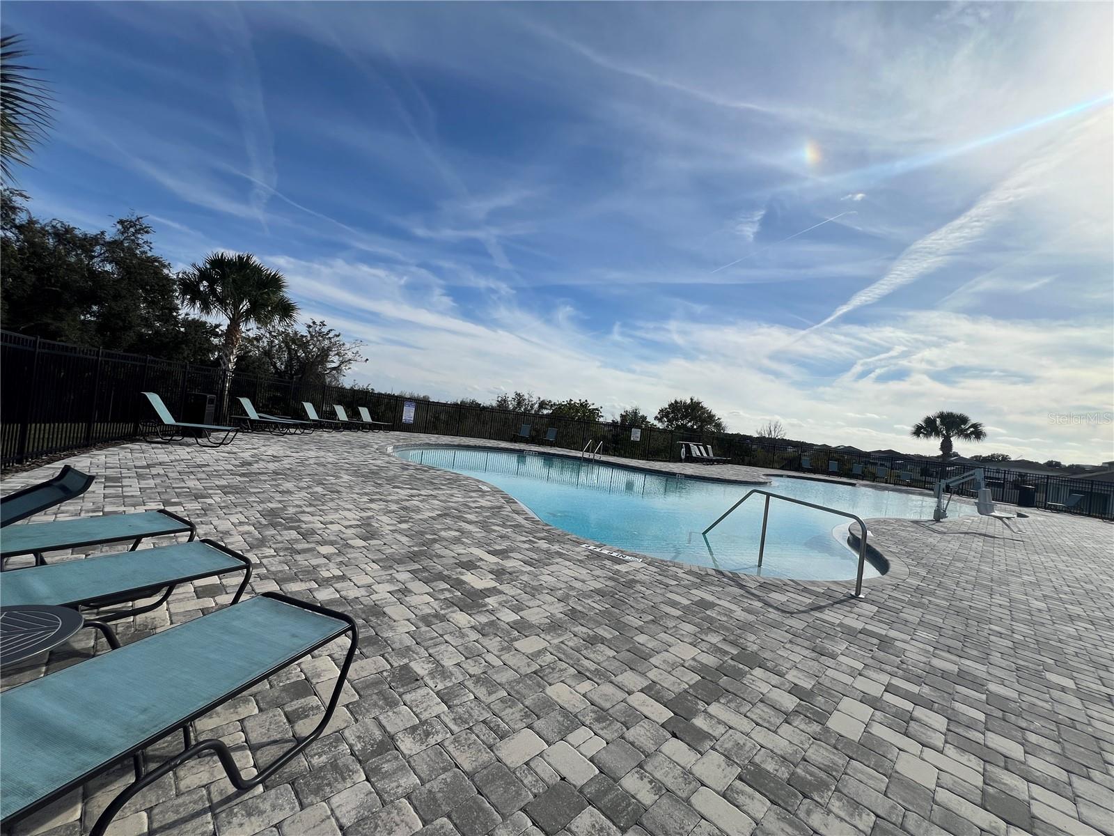 Image 35 of 41 For 1143 Cambridge Drive