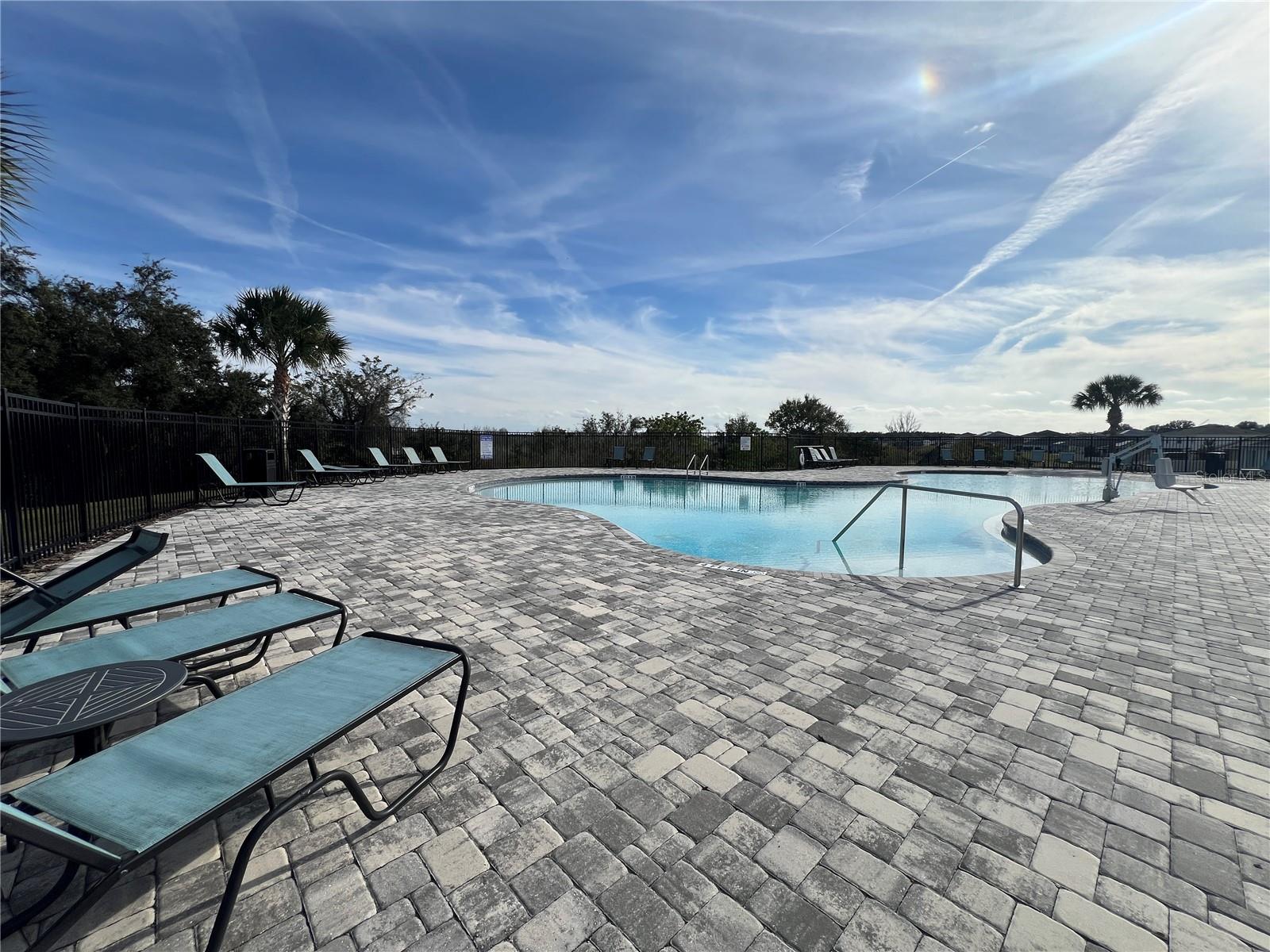 Image 36 of 41 For 1143 Cambridge Drive