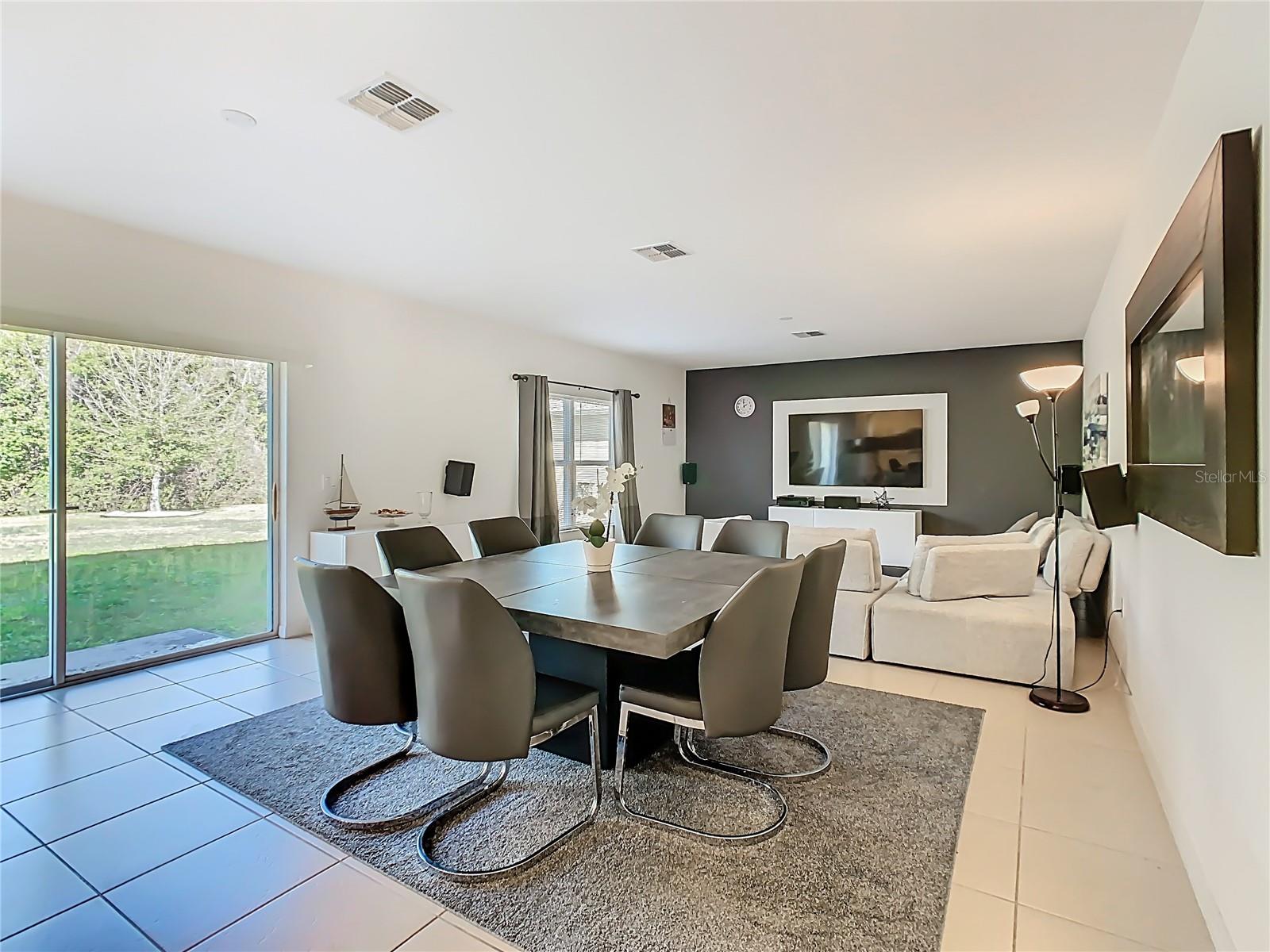 Image 15 of 51 For 4983 London Creek Place