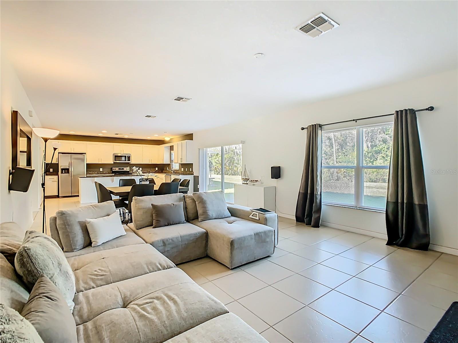 Image 20 of 51 For 4983 London Creek Place