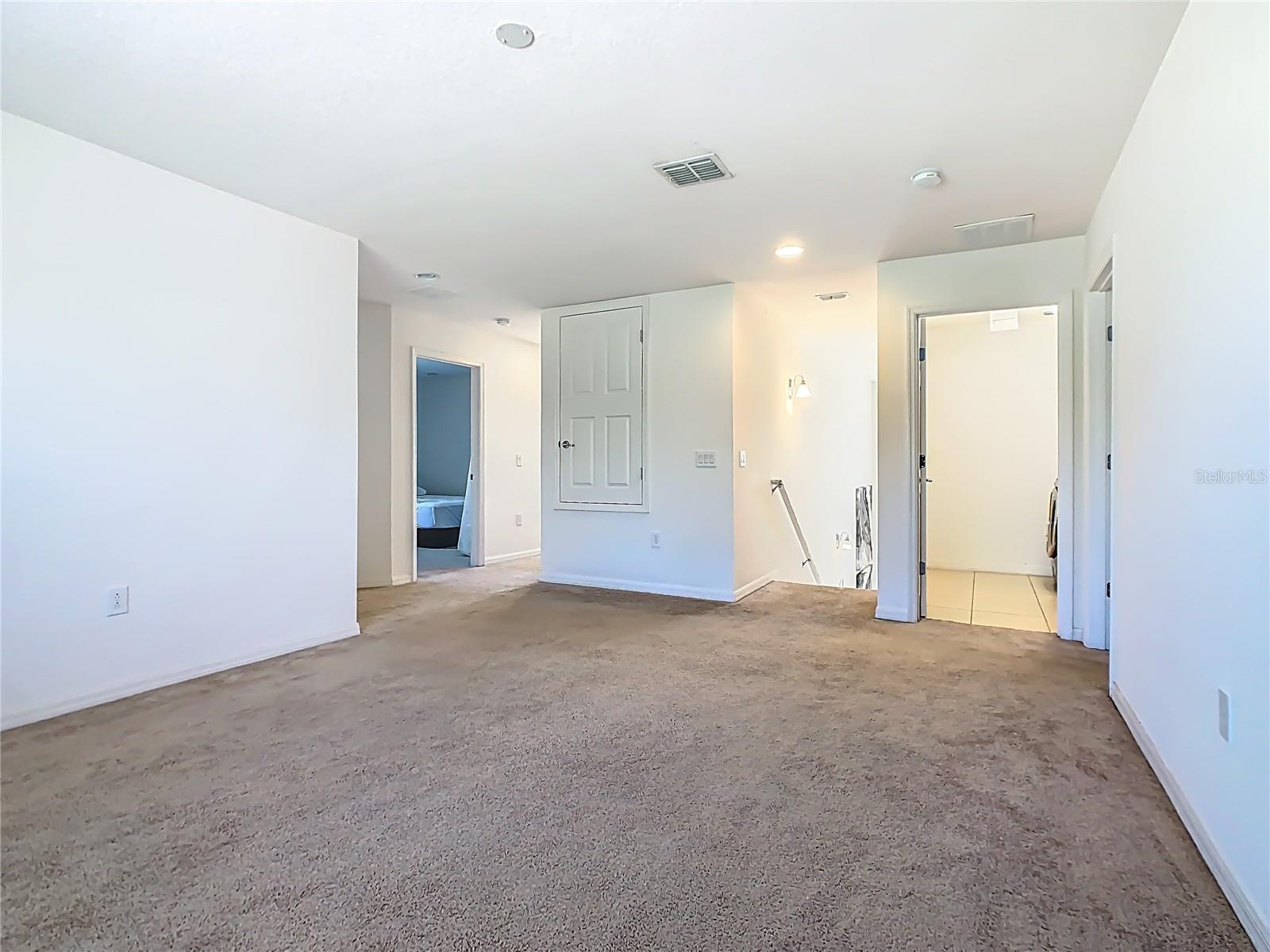 Image 24 of 51 For 4983 London Creek Place