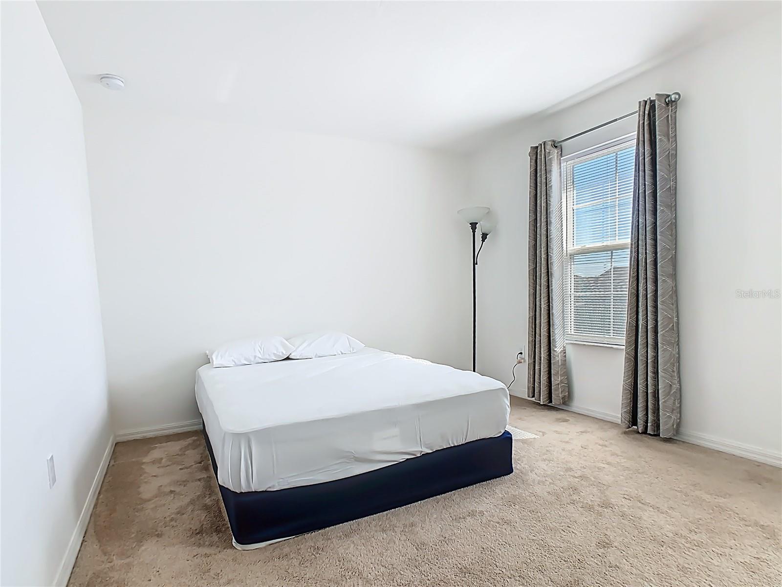 Image 26 of 51 For 4983 London Creek Place