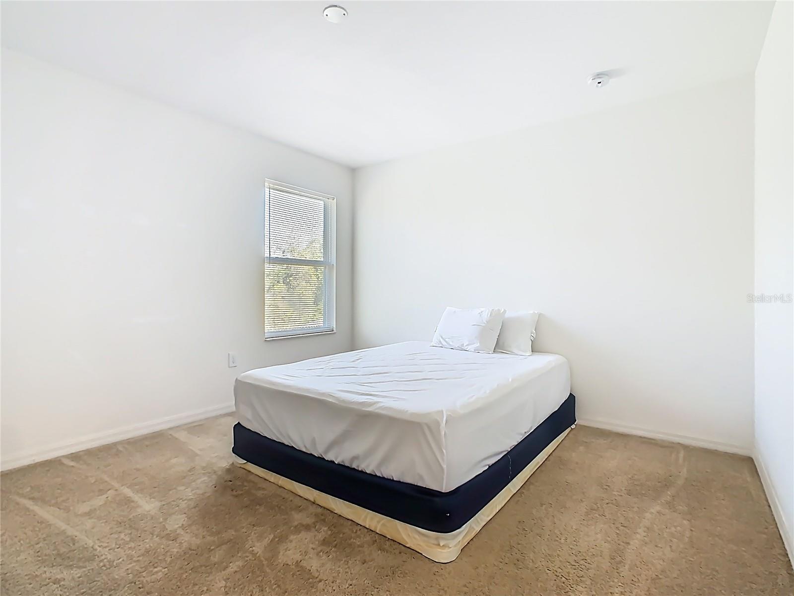 Image 34 of 51 For 4983 London Creek Place