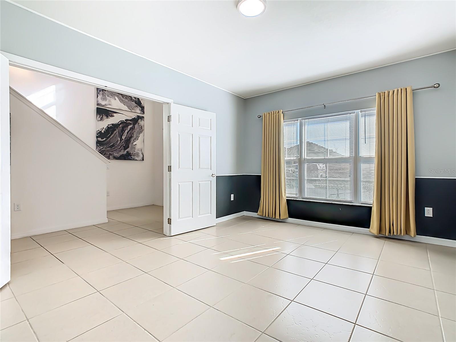 Image 5 of 51 For 4983 London Creek Place