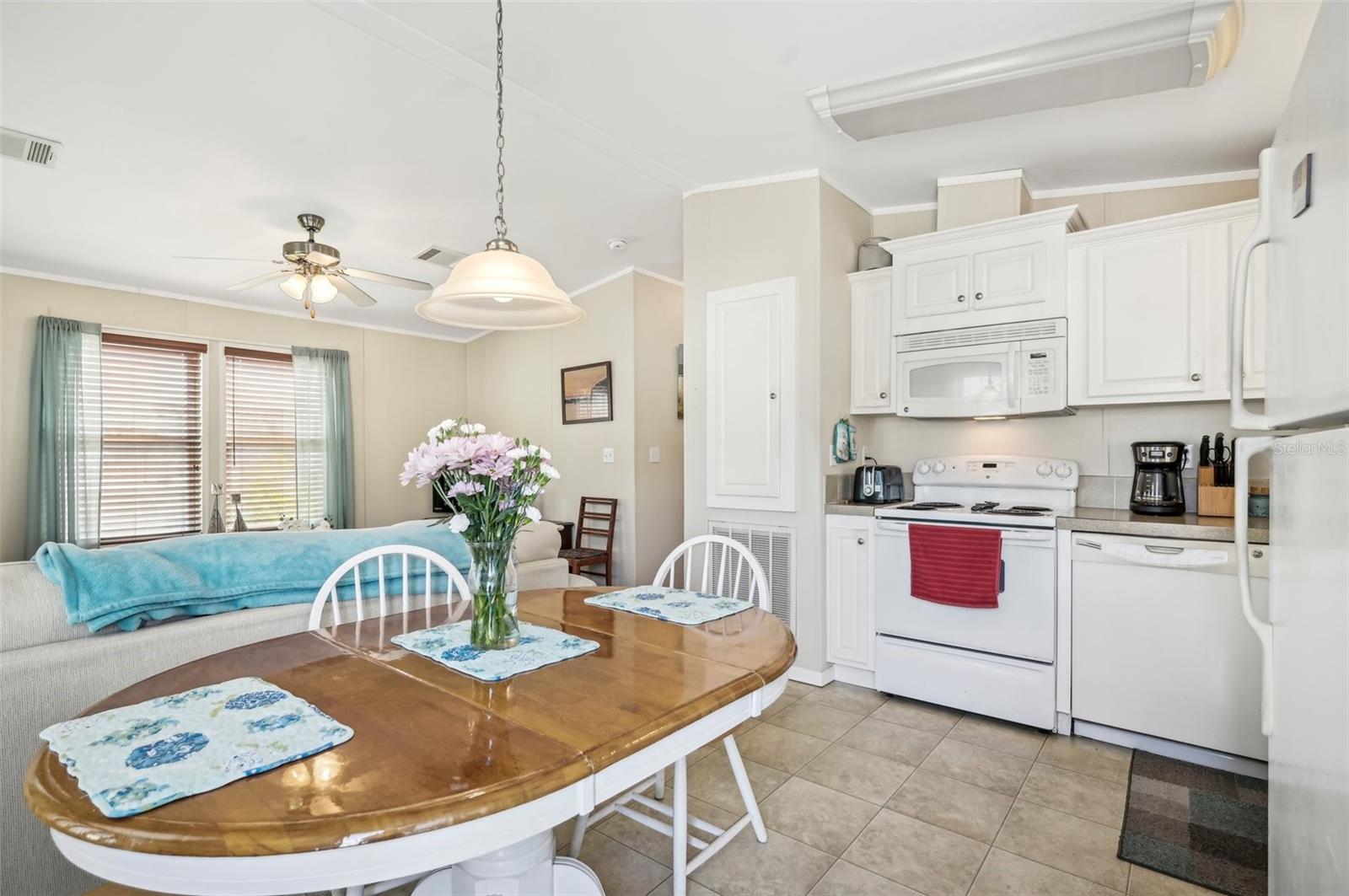 Image 10 of 24 For 6904 Cortez Road W 10