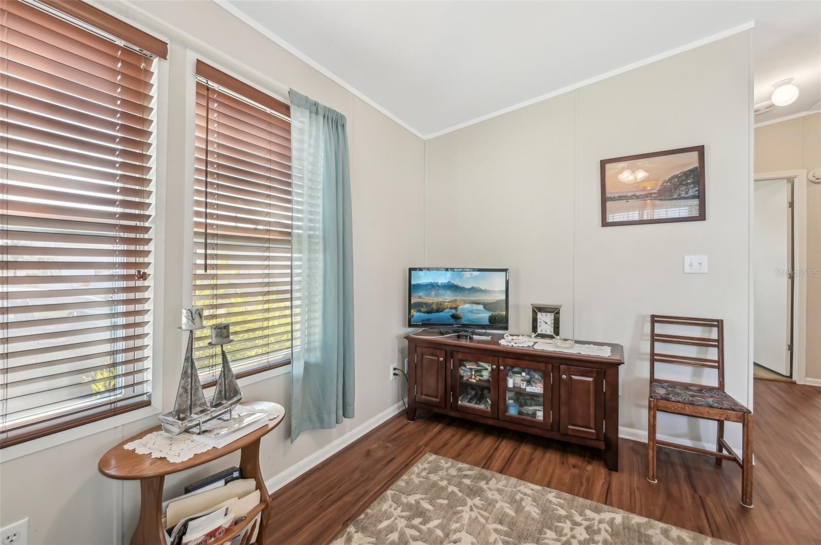 Image 8 of 24 For 6904 Cortez Road W 10