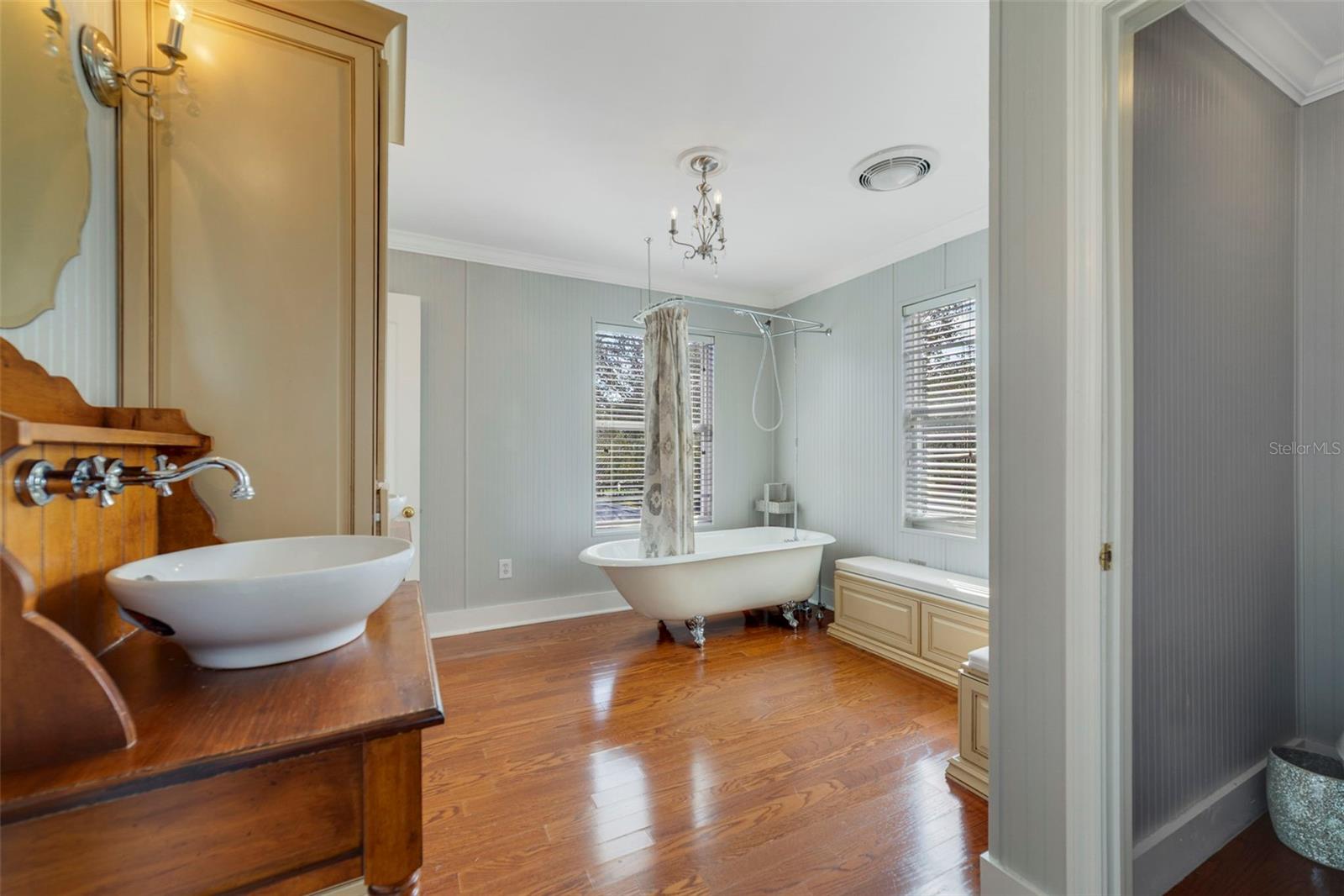 Image 20 of 37 For 205 North Village Street