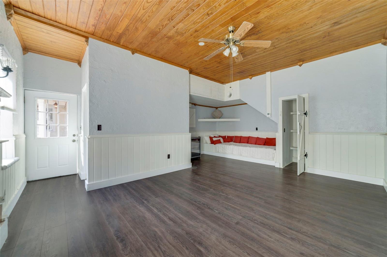 Image 27 of 37 For 205 North Village Street