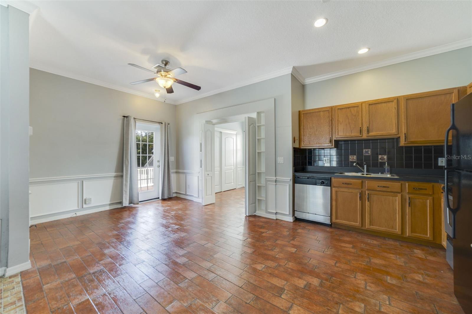 Image 33 of 37 For 205 North Village Street