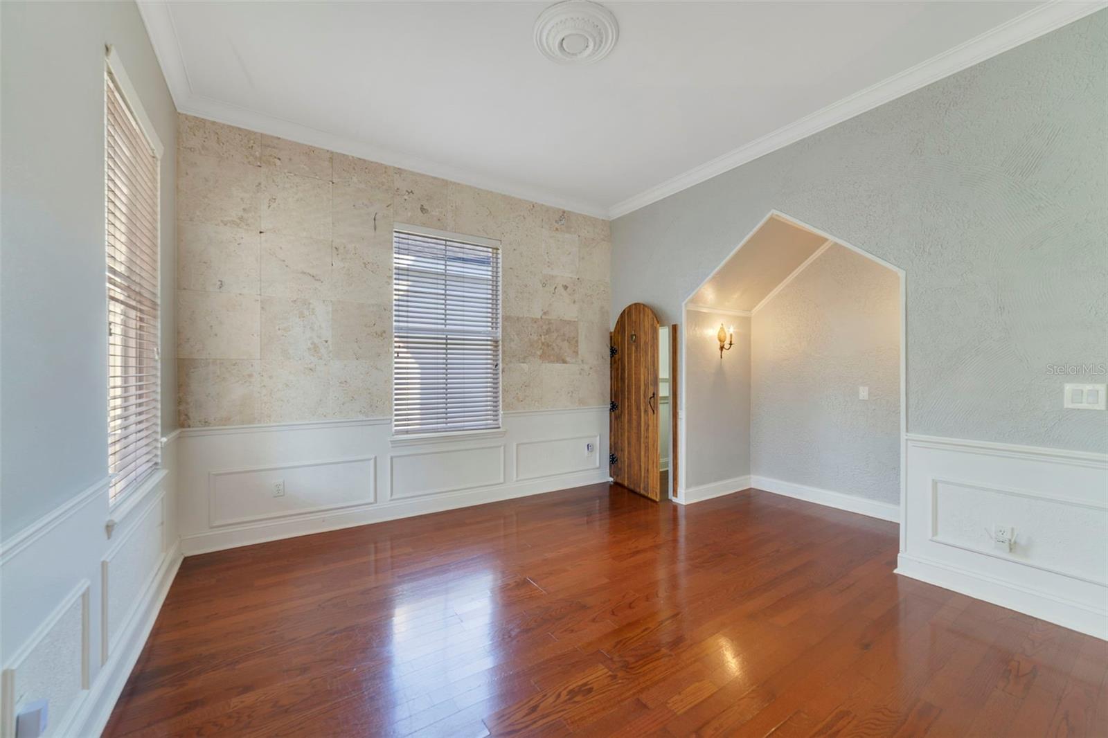 Image 5 of 37 For 205 North Village Street