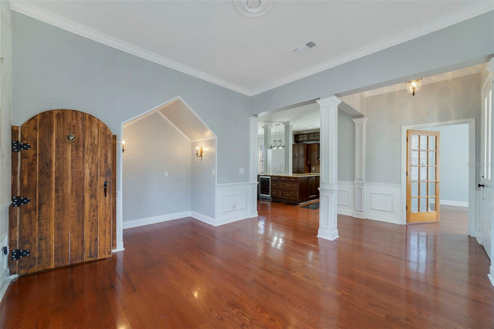 Image 6 of 37 For 205 North Village Street