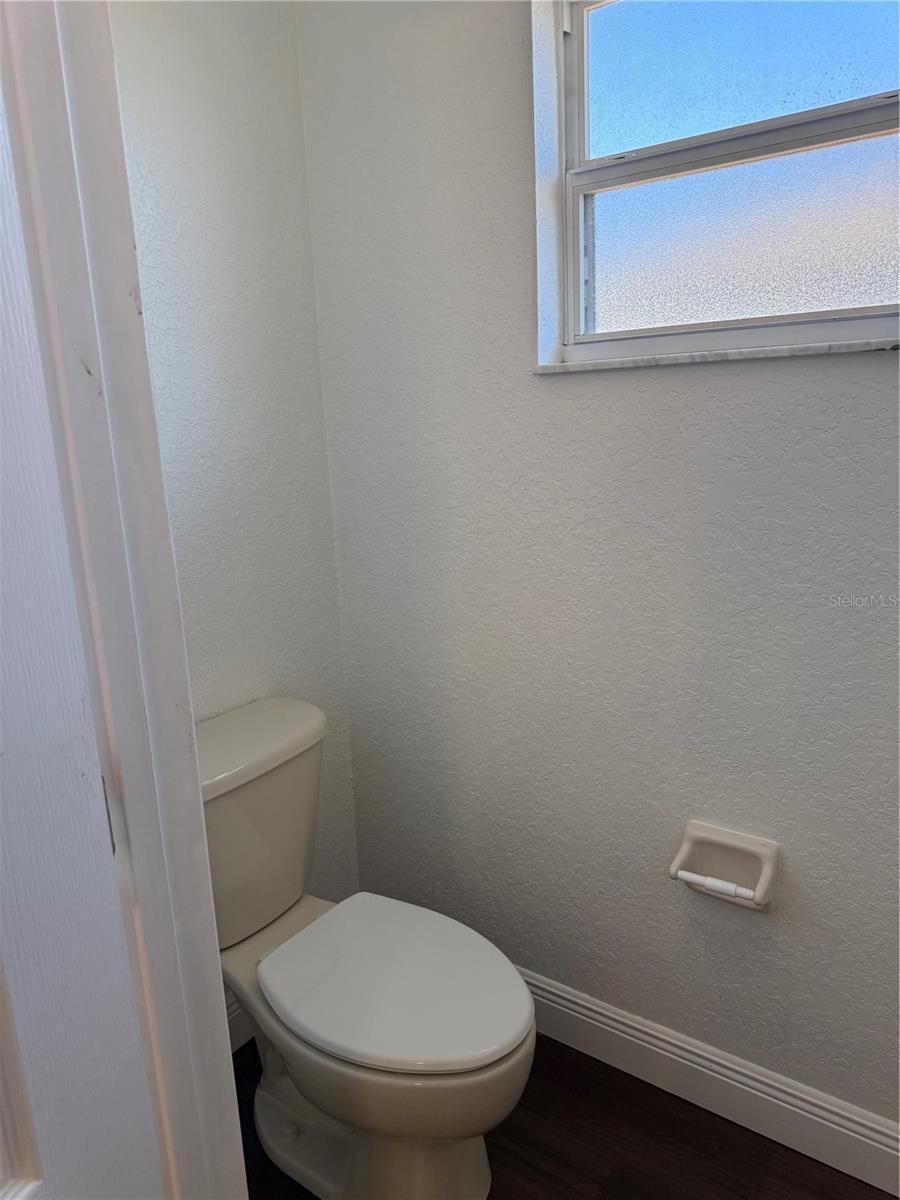 Image 10 of 29 For 326 Churchill Court