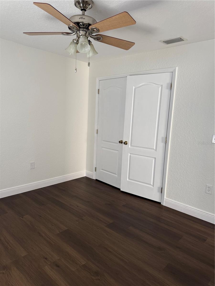 Image 18 of 29 For 326 Churchill Court