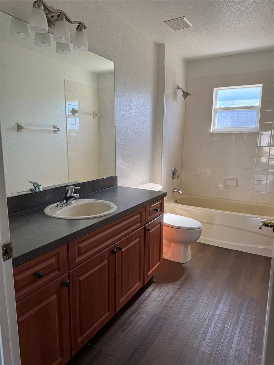 Image 19 of 29 For 326 Churchill Court