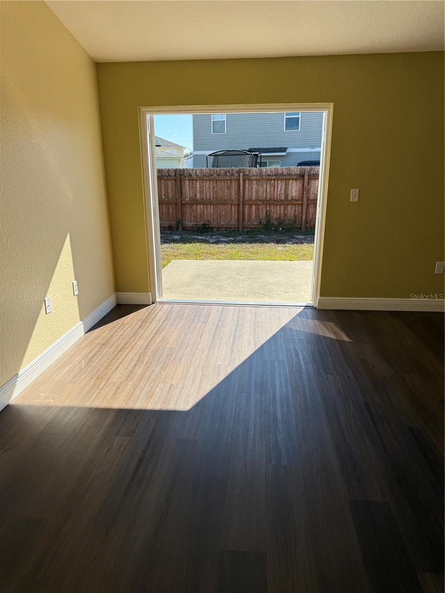 Image 28 of 29 For 326 Churchill Court