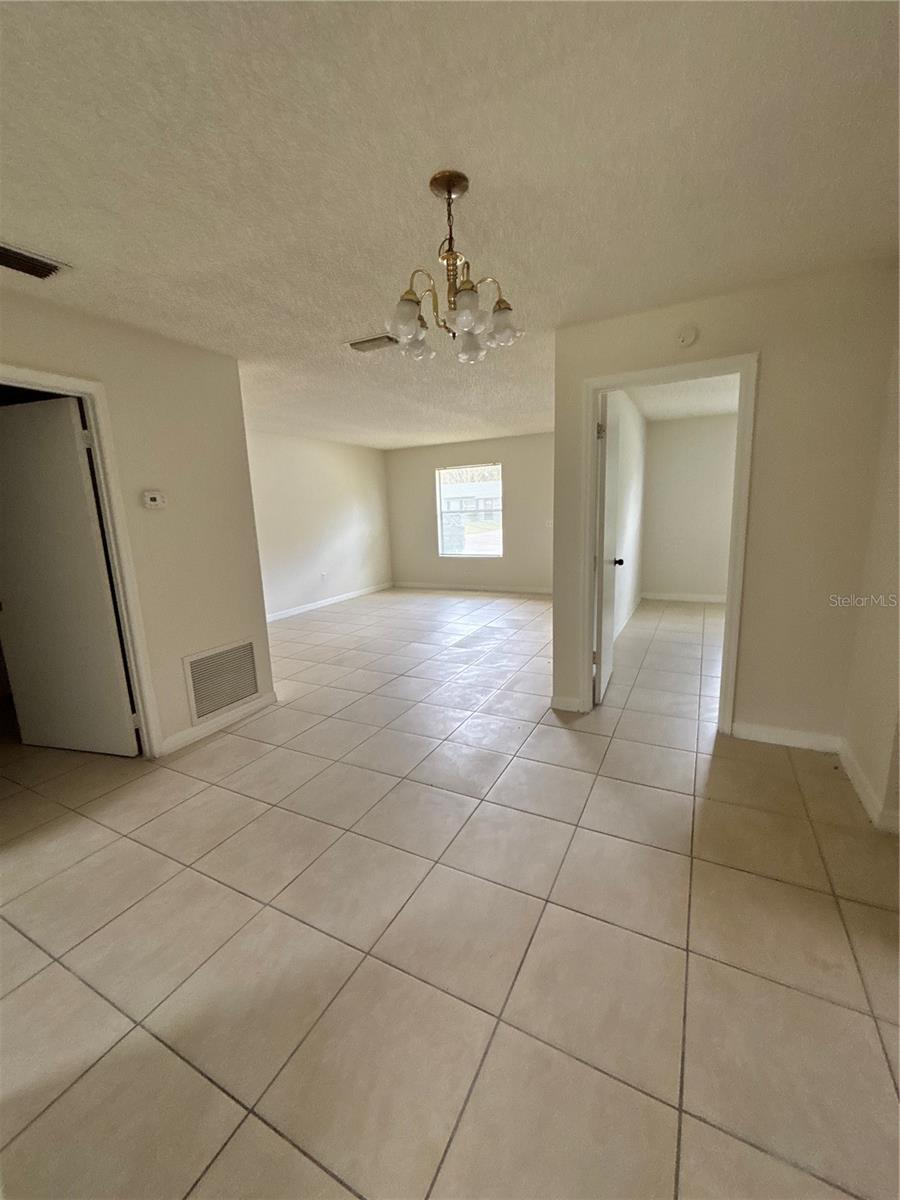 Image 3 of 7 For 207 Louisiana Avenue