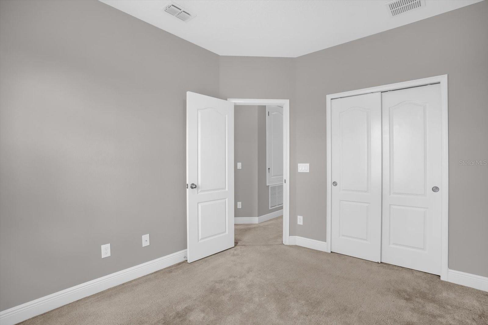 Image 19 of 29 For 15537 Honeybell Drive