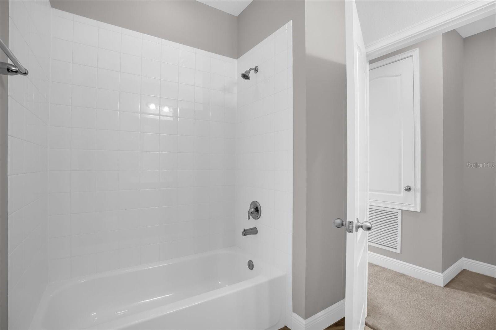 Image 21 of 29 For 15537 Honeybell Drive