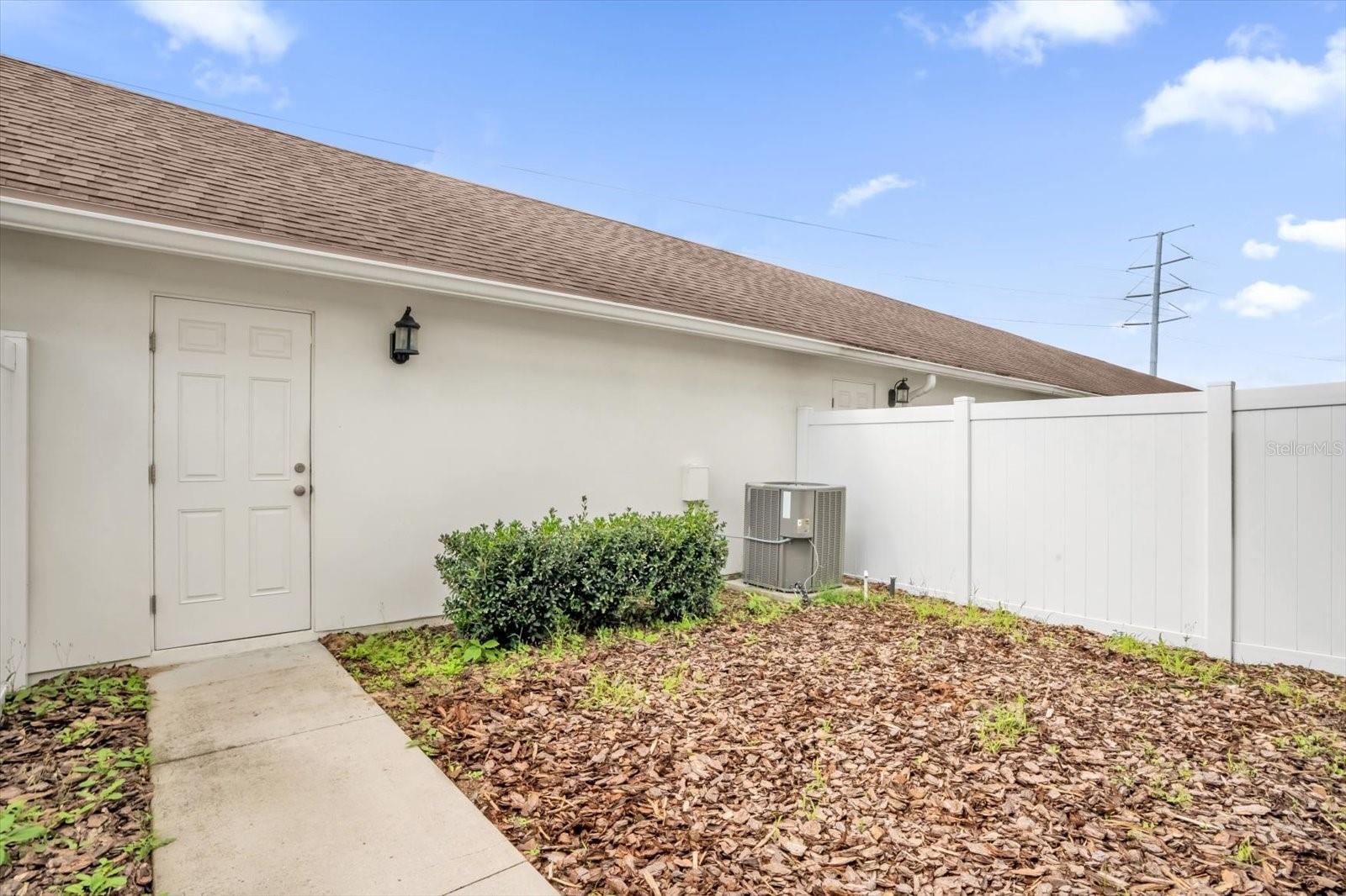 Image 25 of 29 For 15537 Honeybell Drive