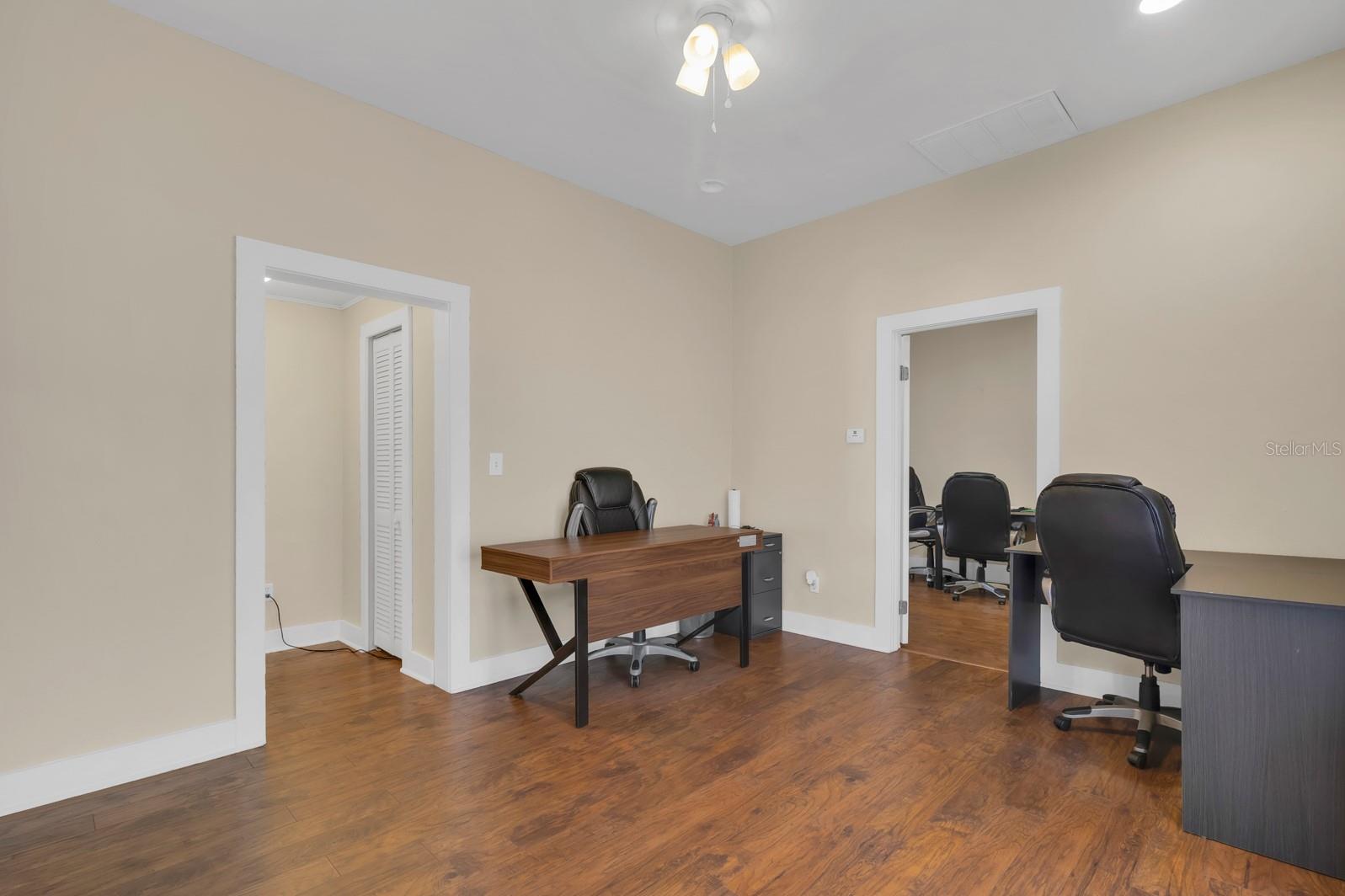 Image 26 of 35 For 802 Mabbette St