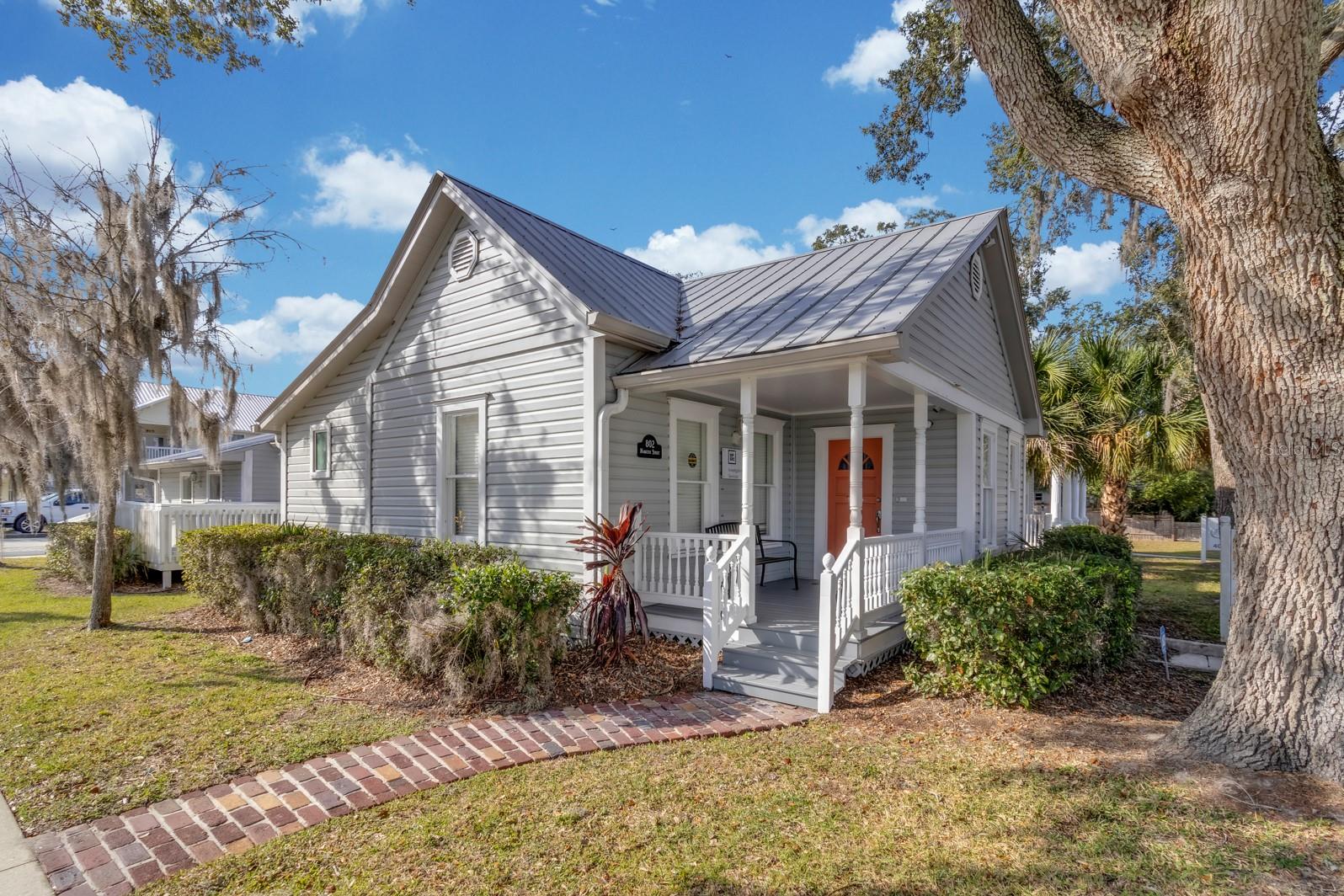 Image 3 of 35 For 802 Mabbette St