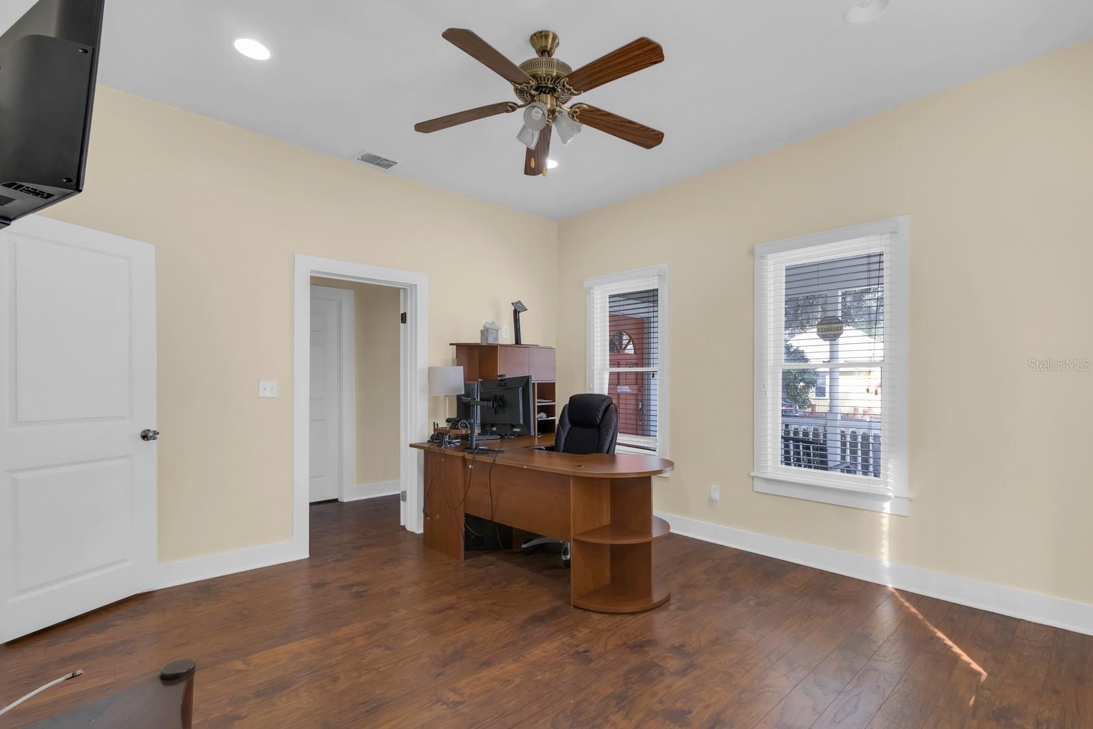 Image 31 of 35 For 802 Mabbette St