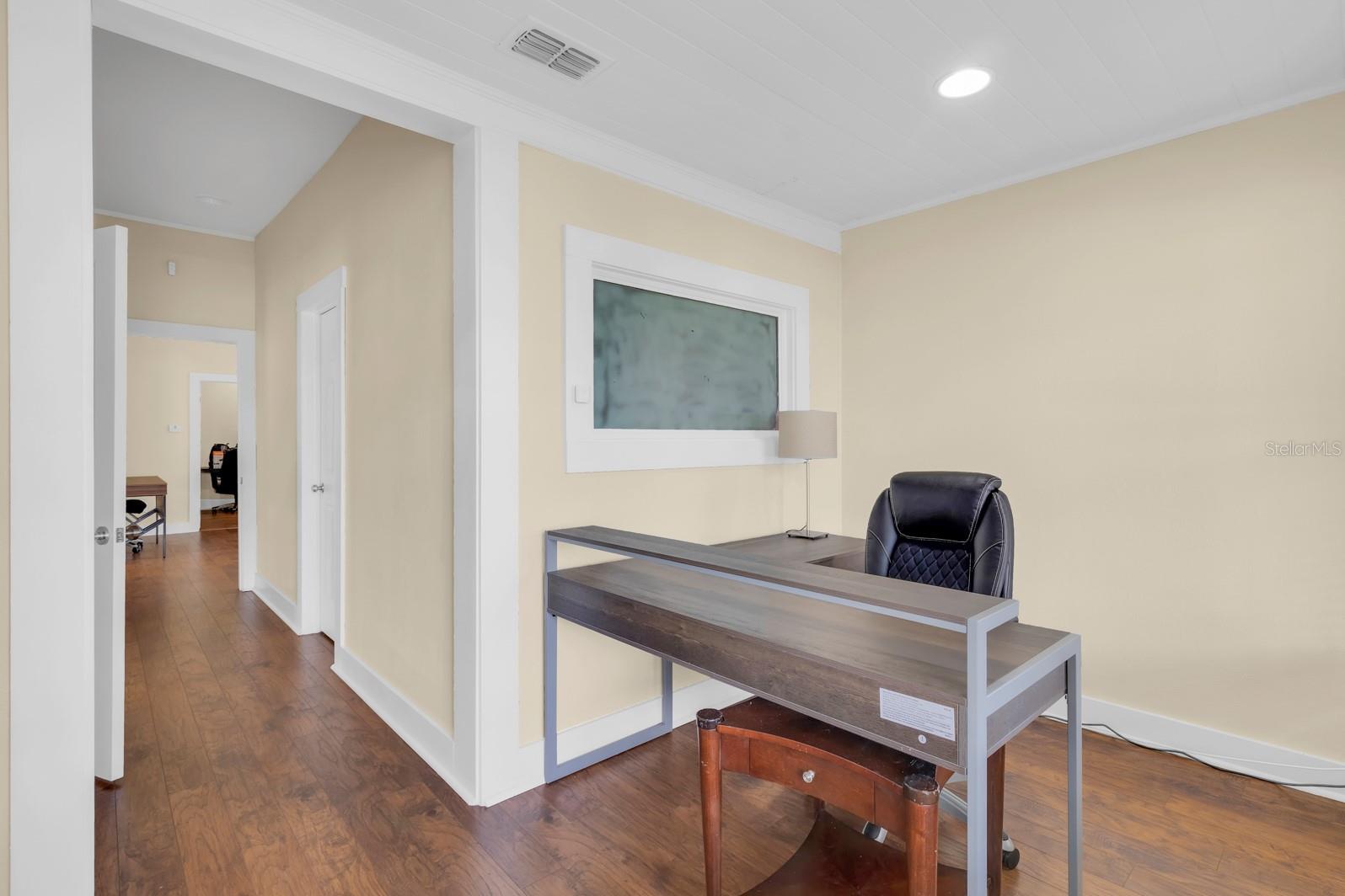 Image 35 of 35 For 802 Mabbette St