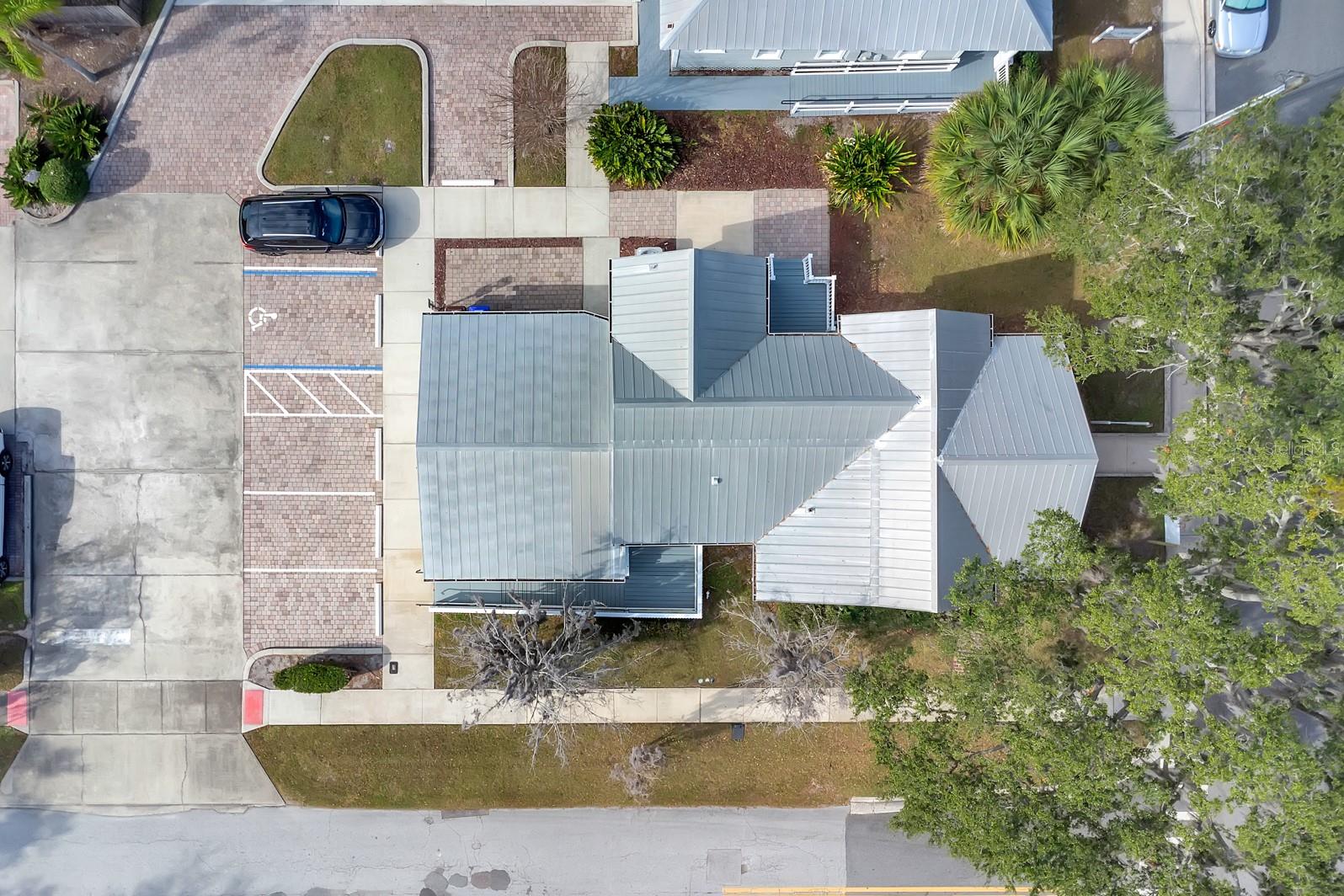 Image 5 of 35 For 802 Mabbette St