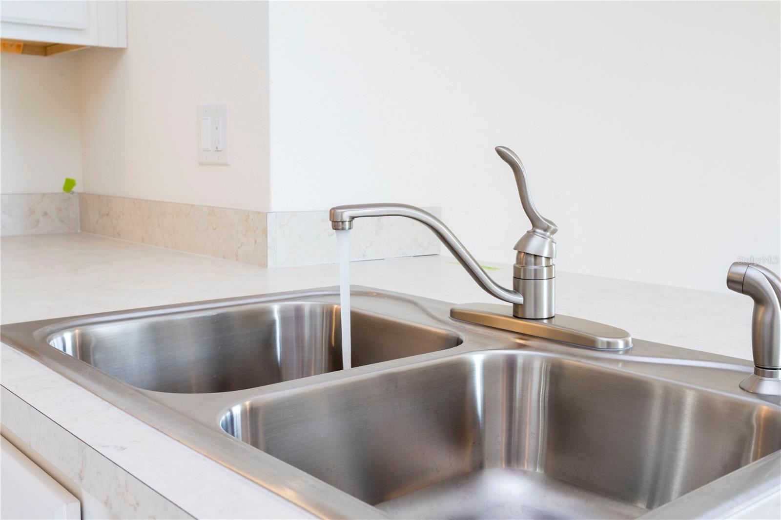 Image 15 of 66 For 2847 Common Crane Court